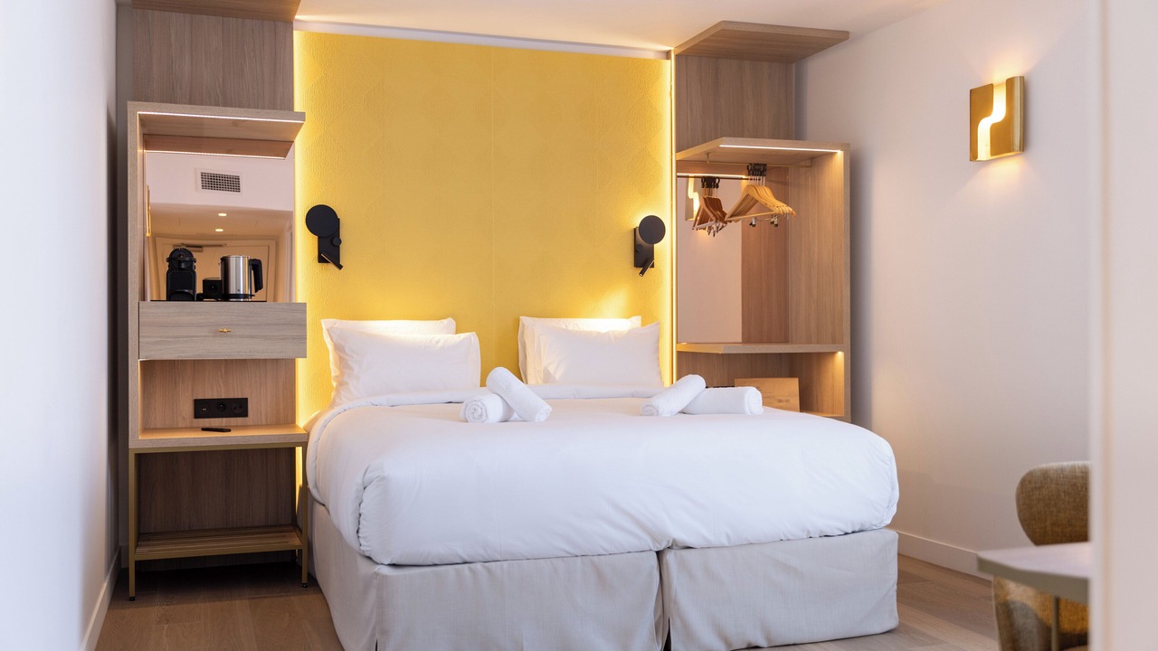 Photo of Bedroom in Asnieres-sur-Seine