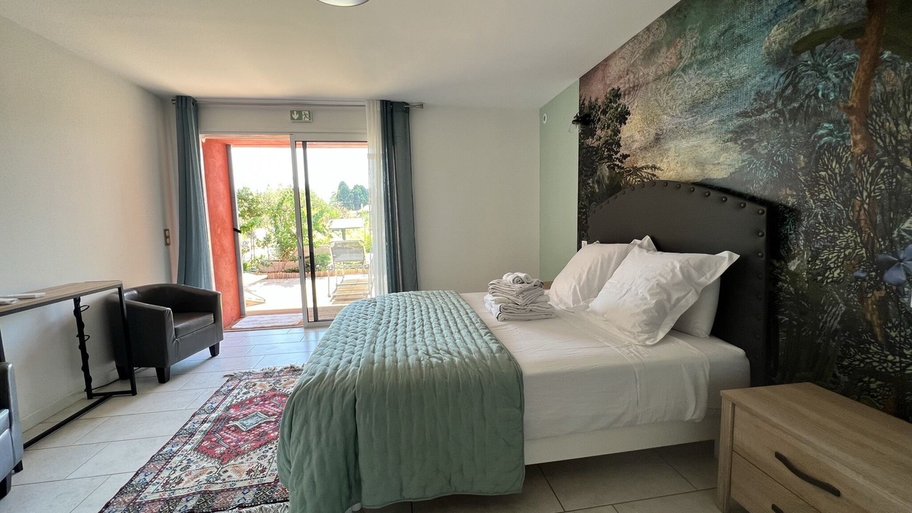 Photo of Bedroom in Salon-de-Provence