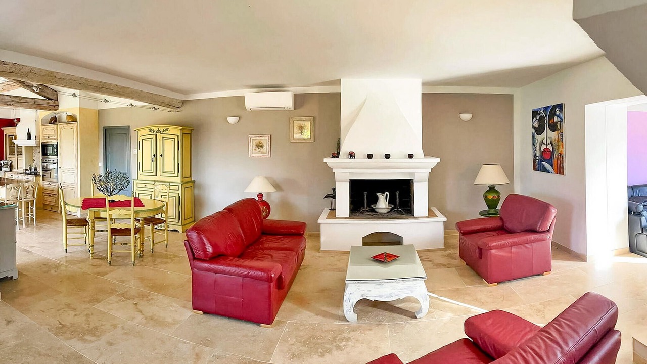 Photo of Others in Roquemaure