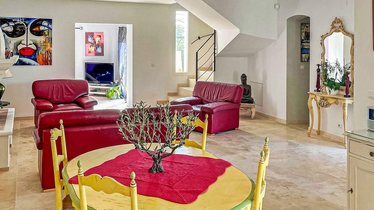 Photo of Others in Roquemaure