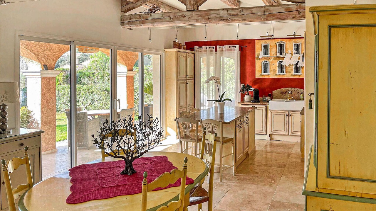 Photo of Others in Roquemaure