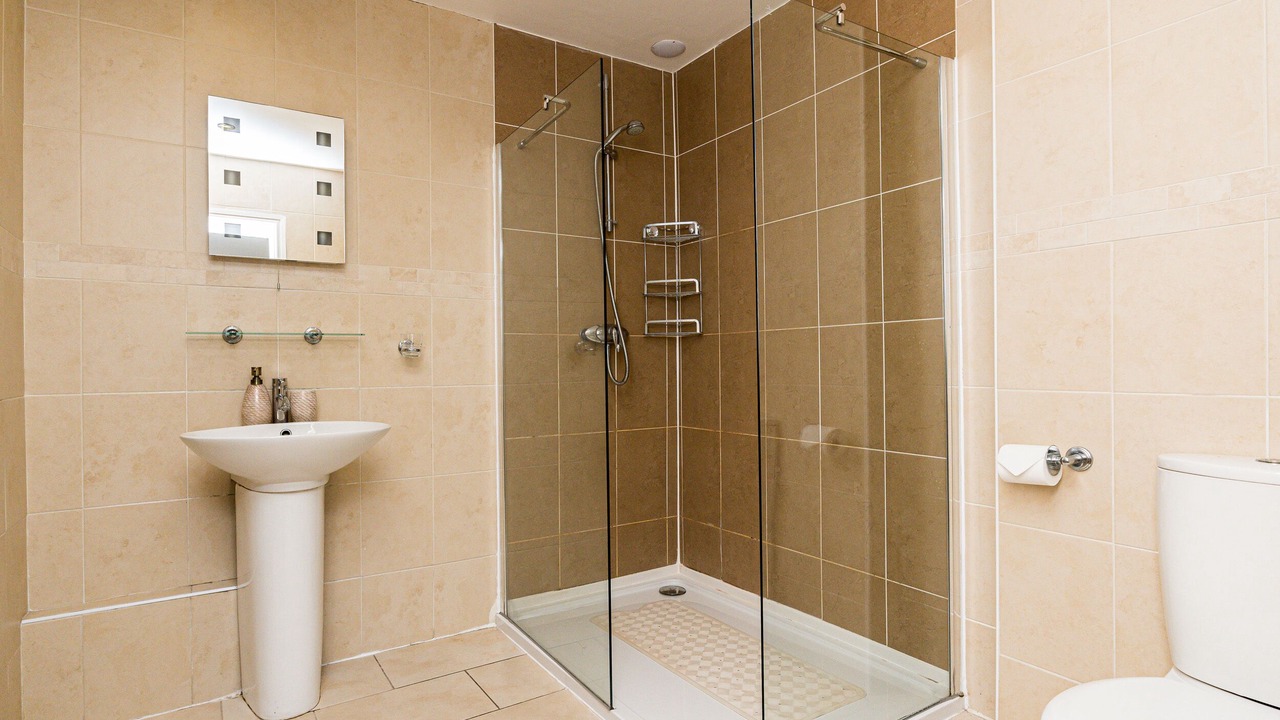 Photo of Others in Lloc