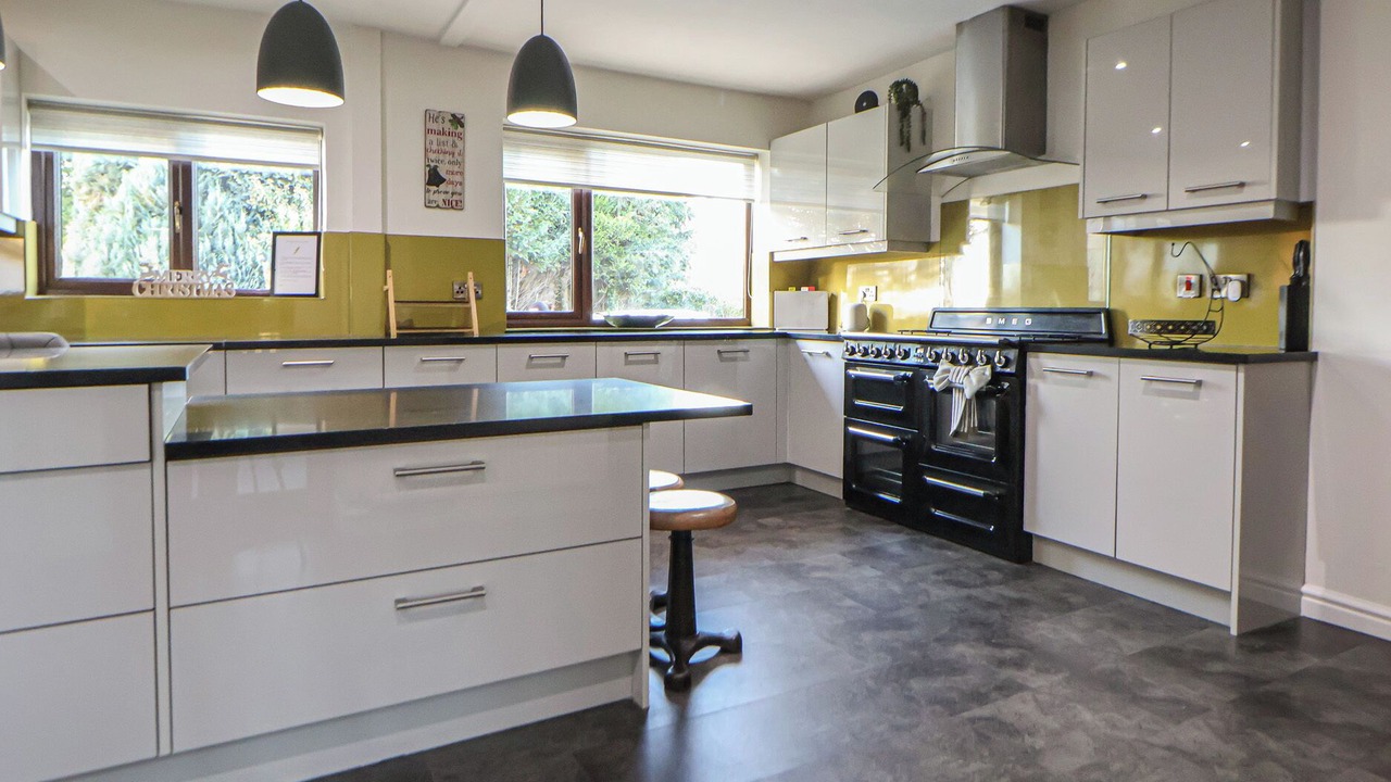 Photo of Others in Lloc