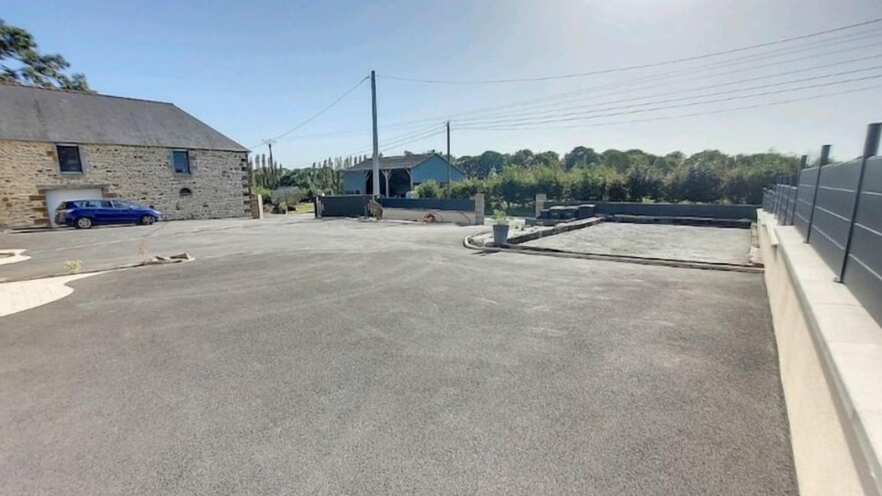 Photo of Outdoor in La Selle-en-Cogles