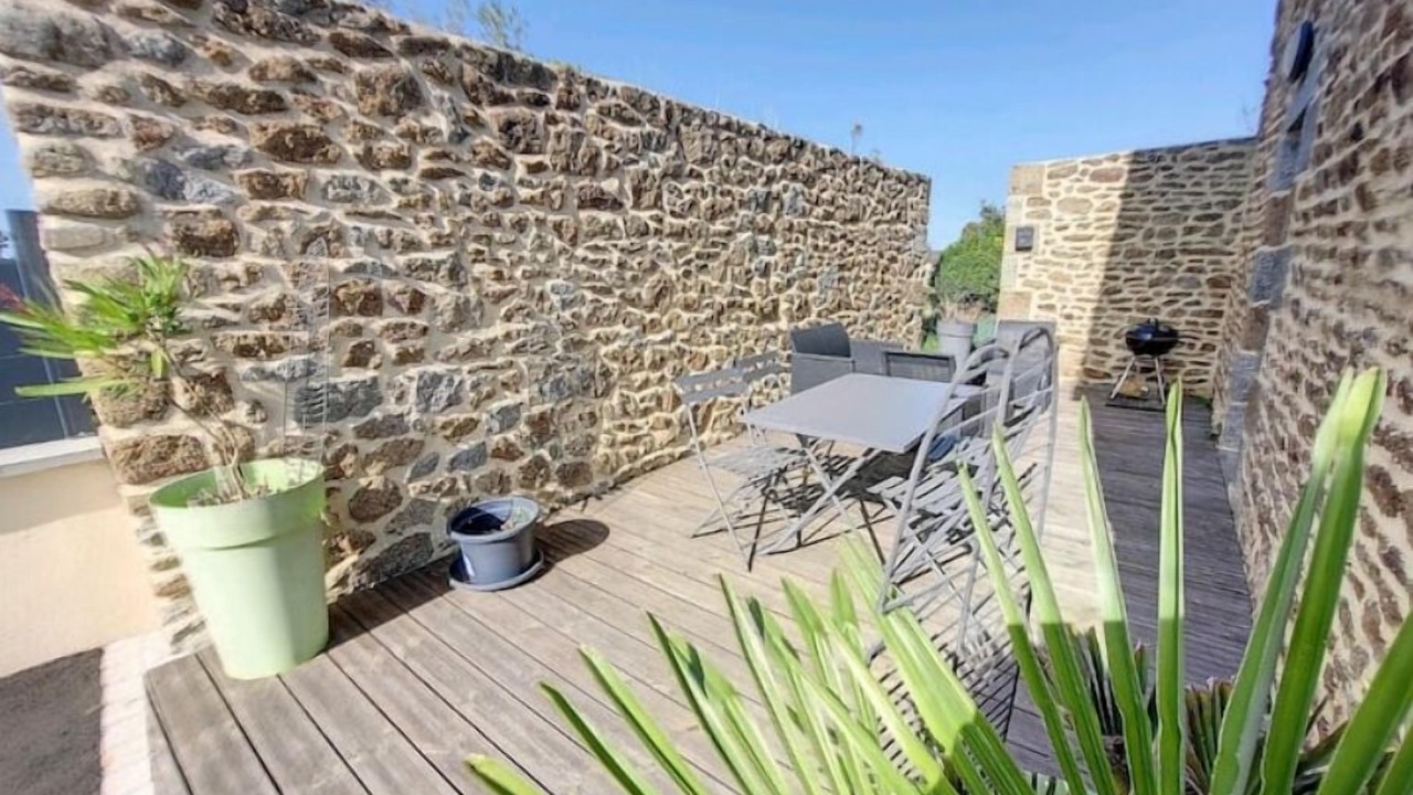 Photo of Patio Balcony in La Selle-en-Cogles