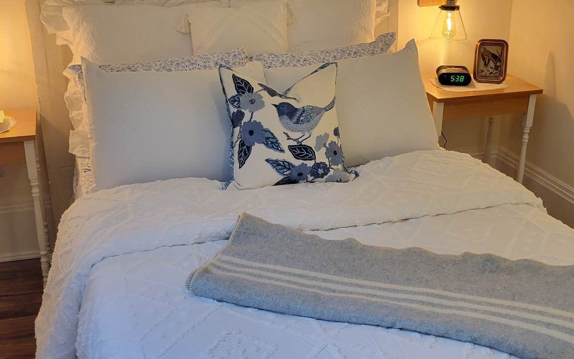 Photo of Bedroom in Clinton