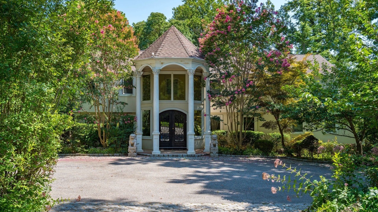 Photo of Outdoor in Old Westbury