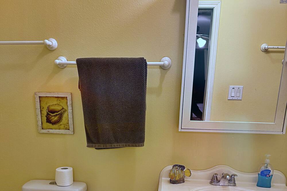Photo of Bathroom in Surfside Beach