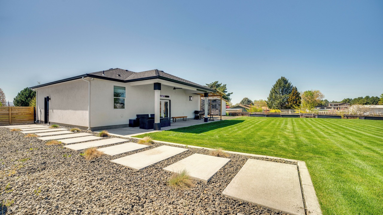 Photo of Outdoor in West Pasco