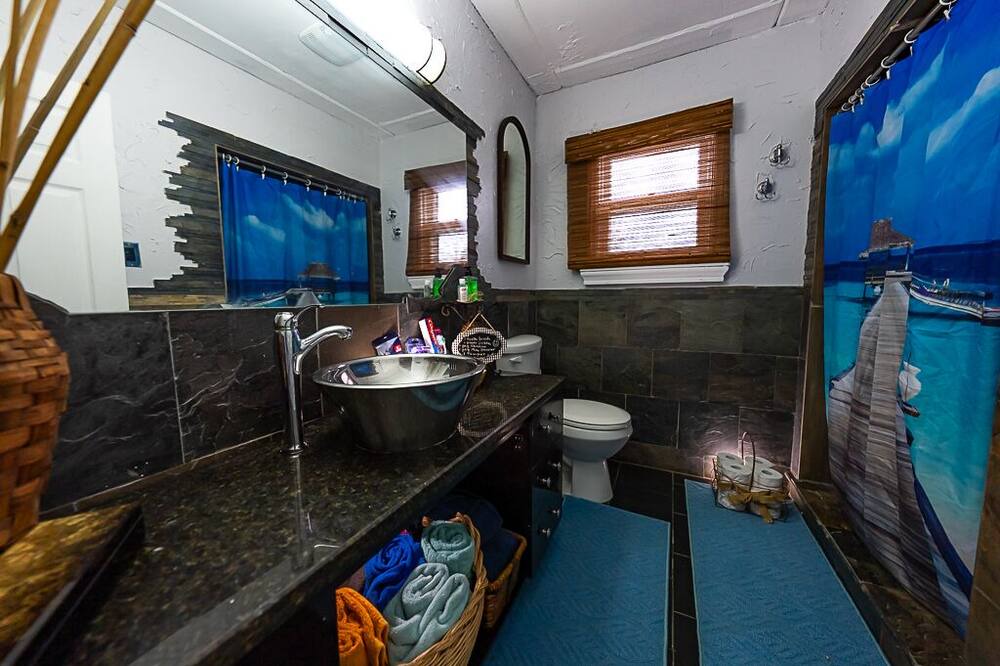 Photo of Bathroom in Hamilton