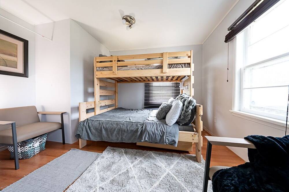 Photo of Bedroom in Hamilton