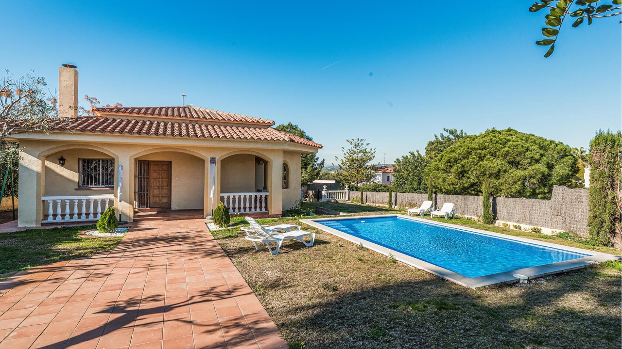 Photo of Outdoor in El Roc de Sant Gaieta