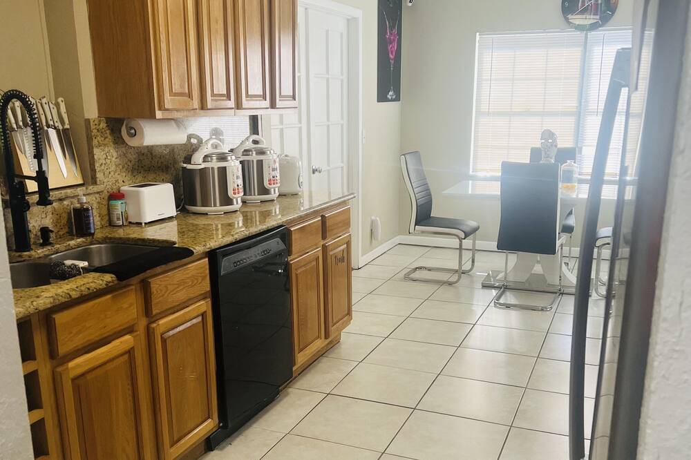 Photo of Kitchen in Town N County Park