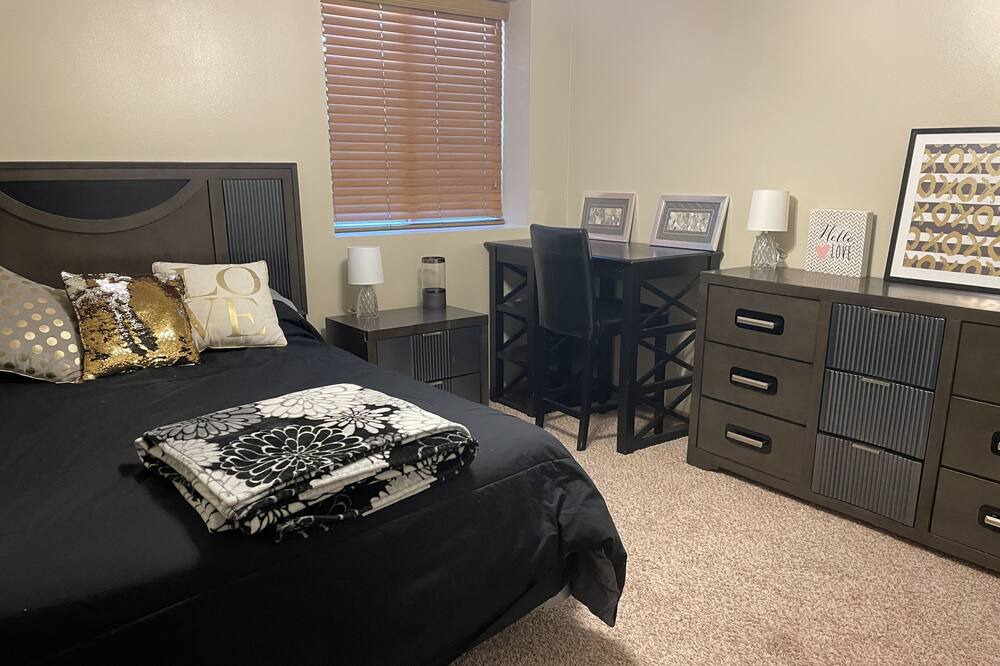 Photo of Bedroom in Oakdale