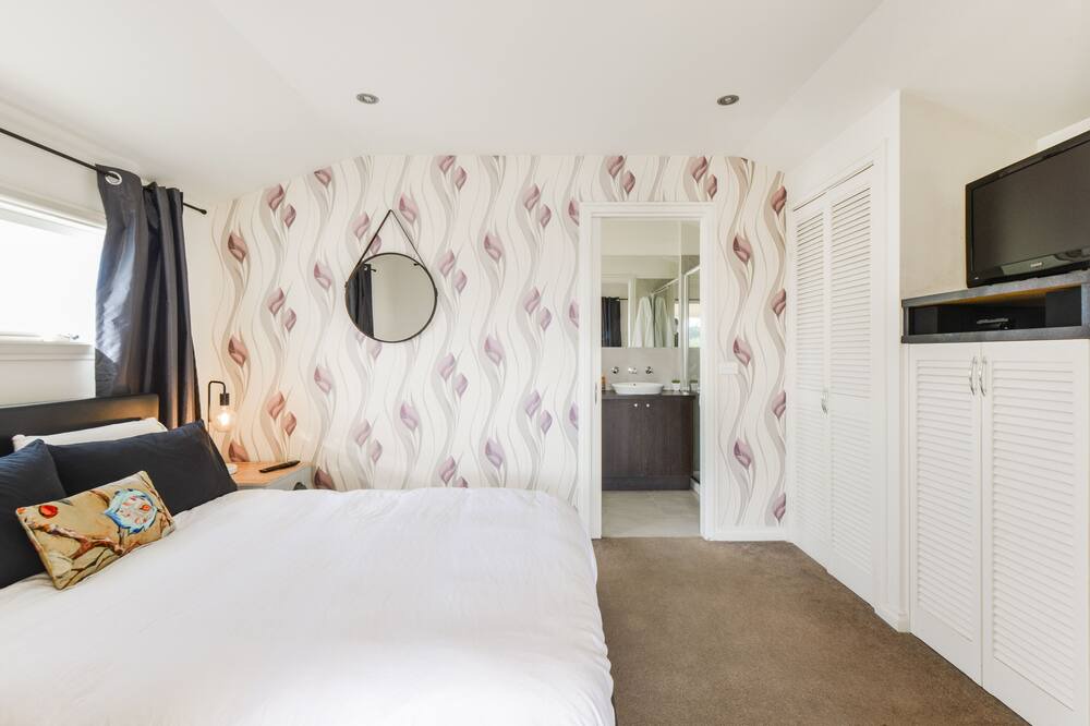 Photo of Bedroom in Mornington