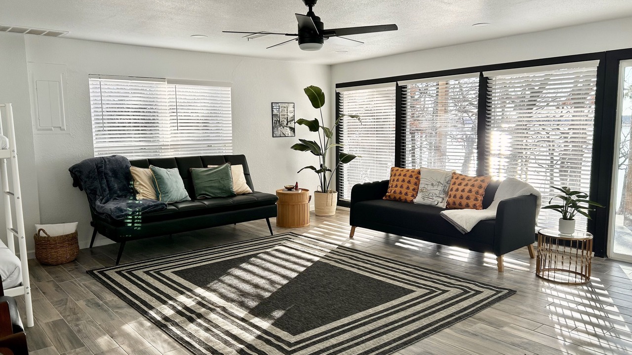 Photo of Livingroom in Mannford