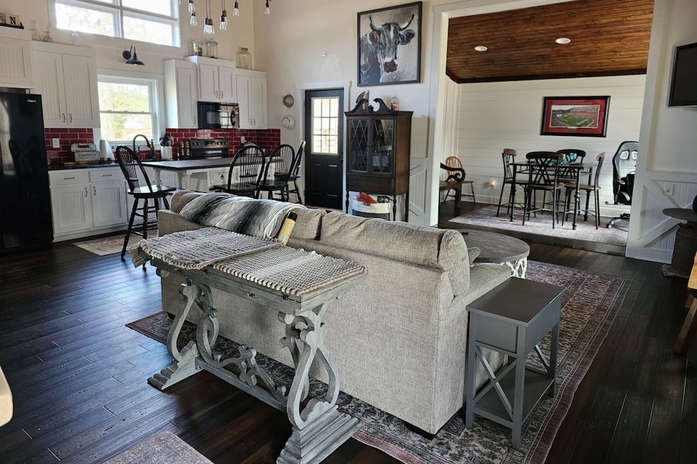 Photo of Others in Rutledge