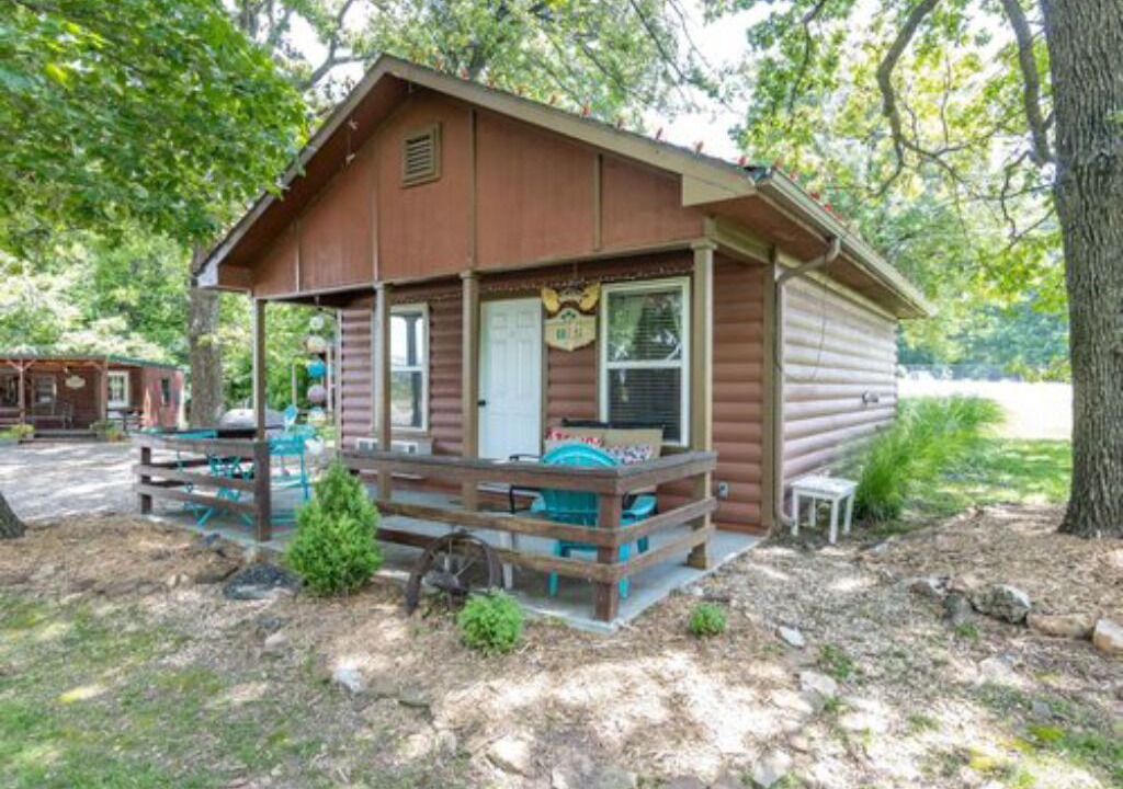 Photo of Outdoor in Cleora
