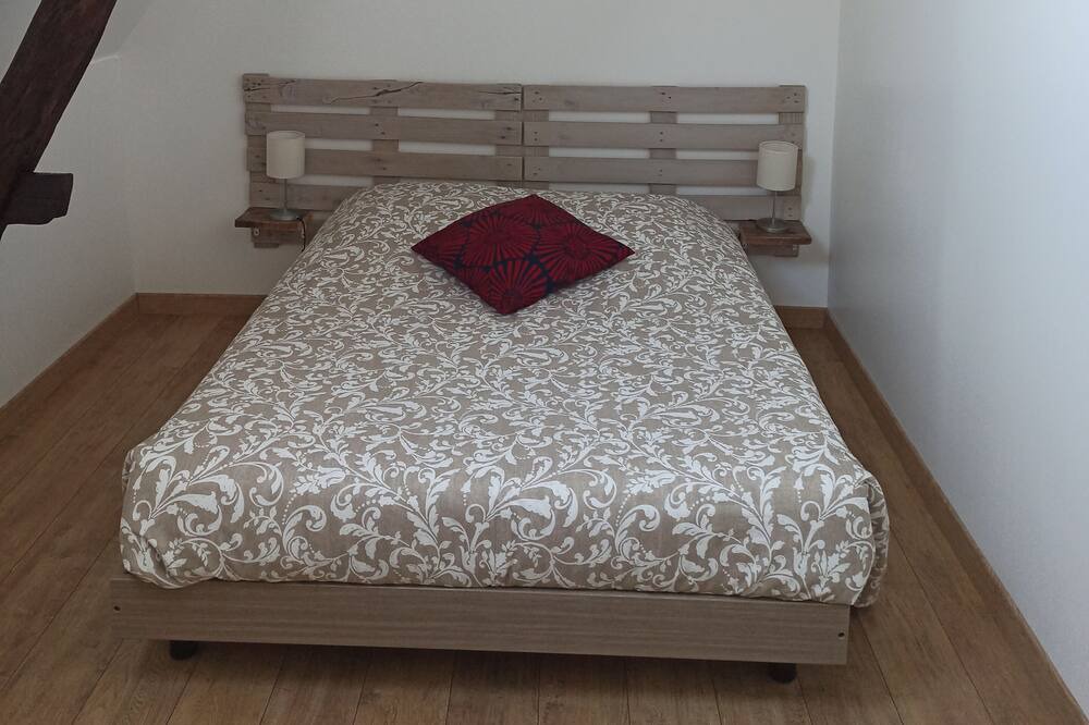 Photo of Bedroom in Benais