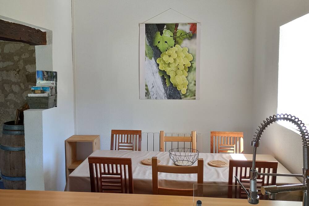 Photo of Livingroom in Benais