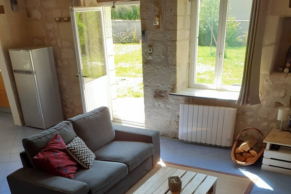 Photo of Livingroom in Benais