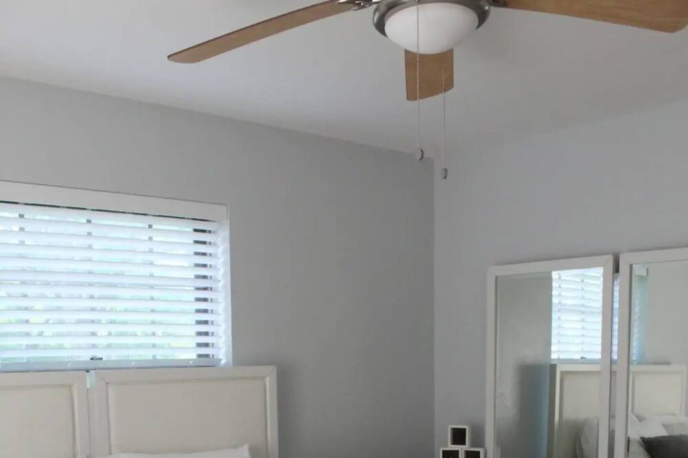 Photo of Bedroom in DeSoto