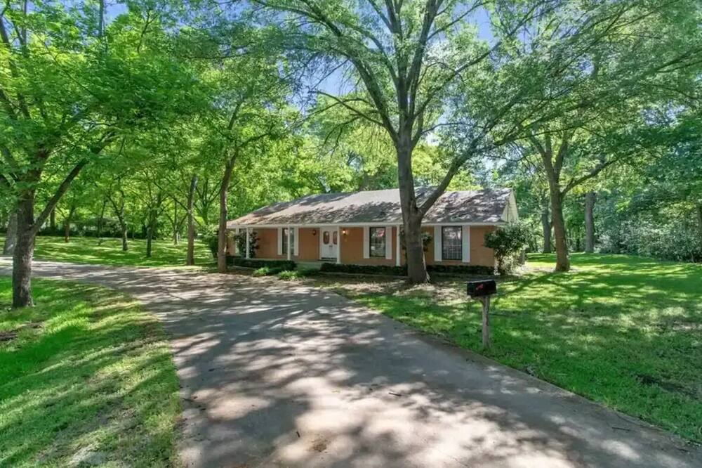 Photo of Outdoor in DeSoto