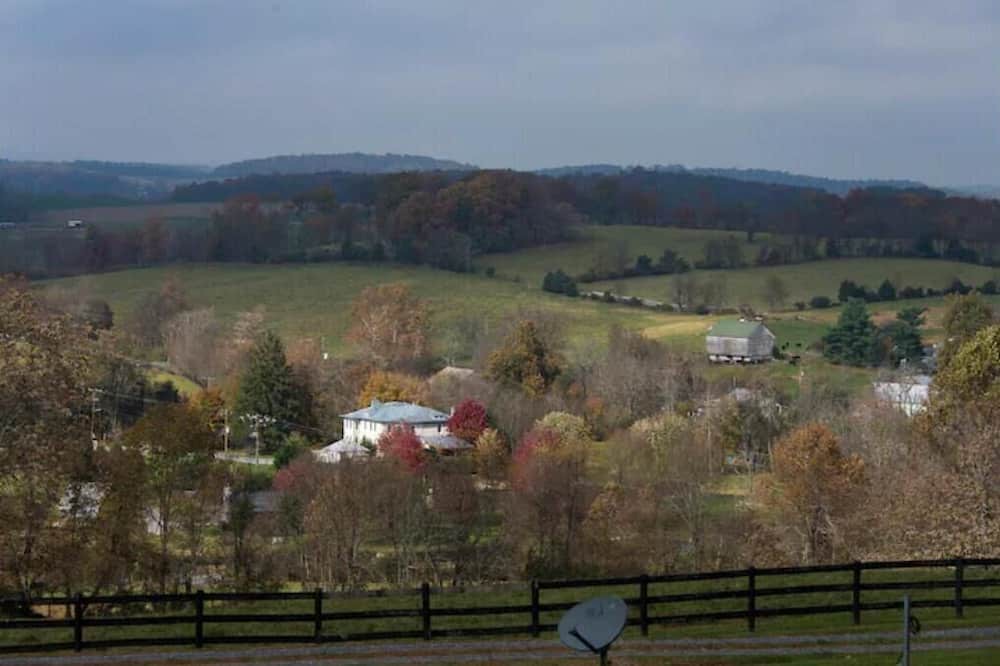 Photo of Outdoor in Steeles Tavern