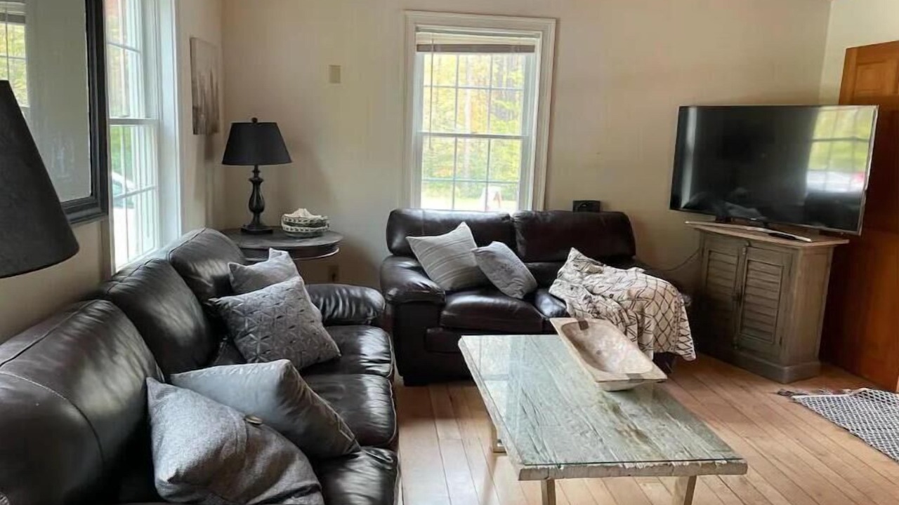 Photo of Others in Putney