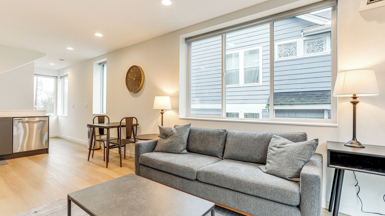 Photo of Others in Holly Park