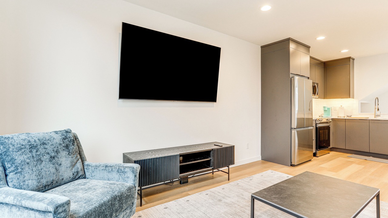 Photo of Others in Holly Park