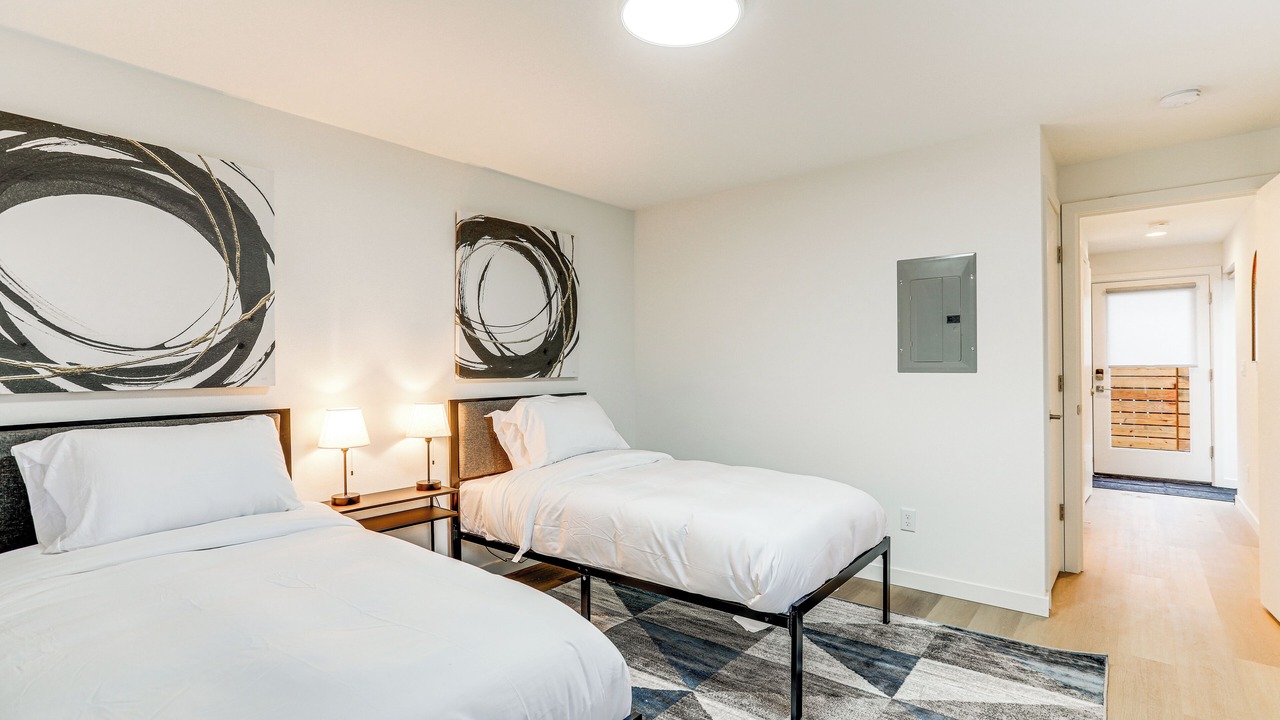 Photo of Others in Holly Park