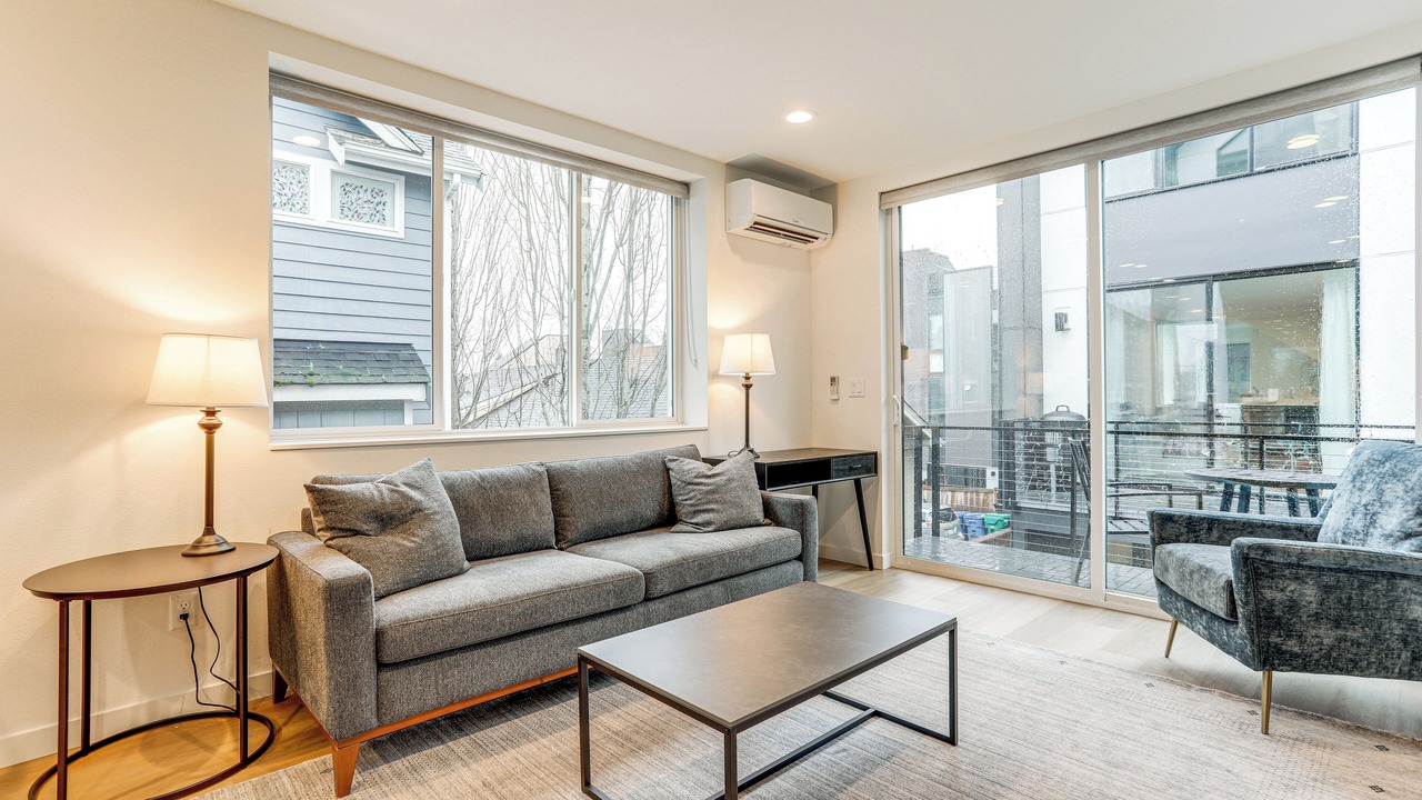 Photo of Others in Holly Park