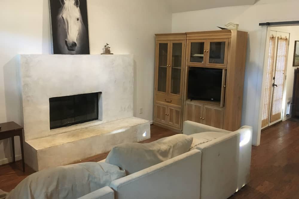 Photo of Livingroom in Aiken