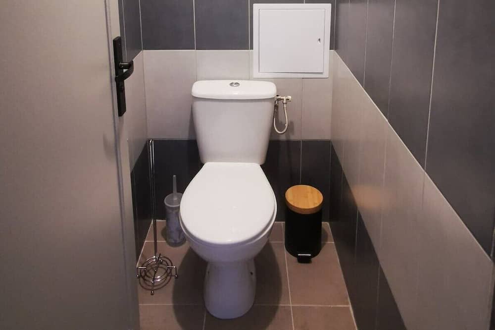 Photo of Bathroom in 8th Arrondissement