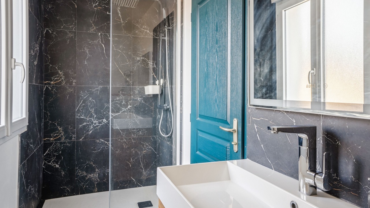 Photo of Bathroom in Bagnolet