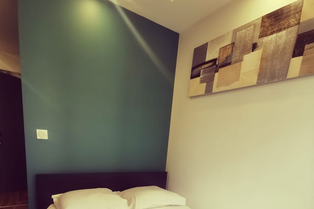 Photo of Others in La Demi - Lune