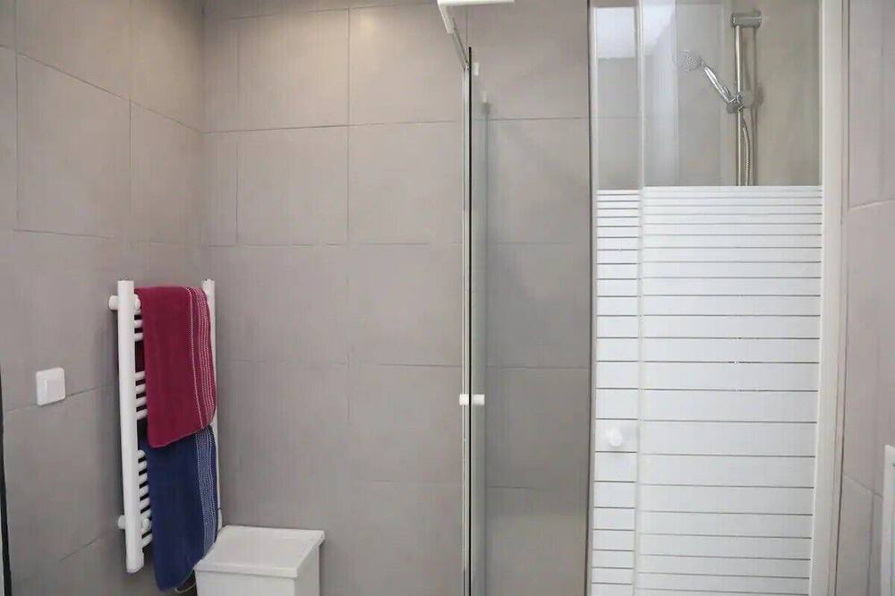 Photo of Bathroom in Chasse-sur-Rhone