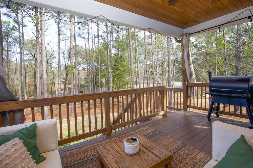 Photo of Outdoor in Whispering Pines