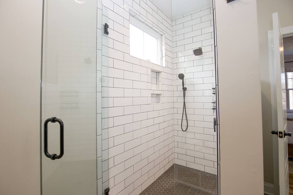 Photo of Bathroom in Whispering Pines