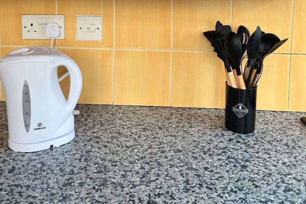 Photo of Others in Lea Bridge