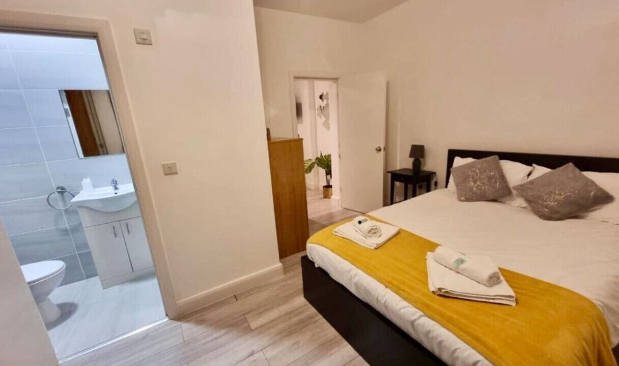 Photo of Others in Edgware