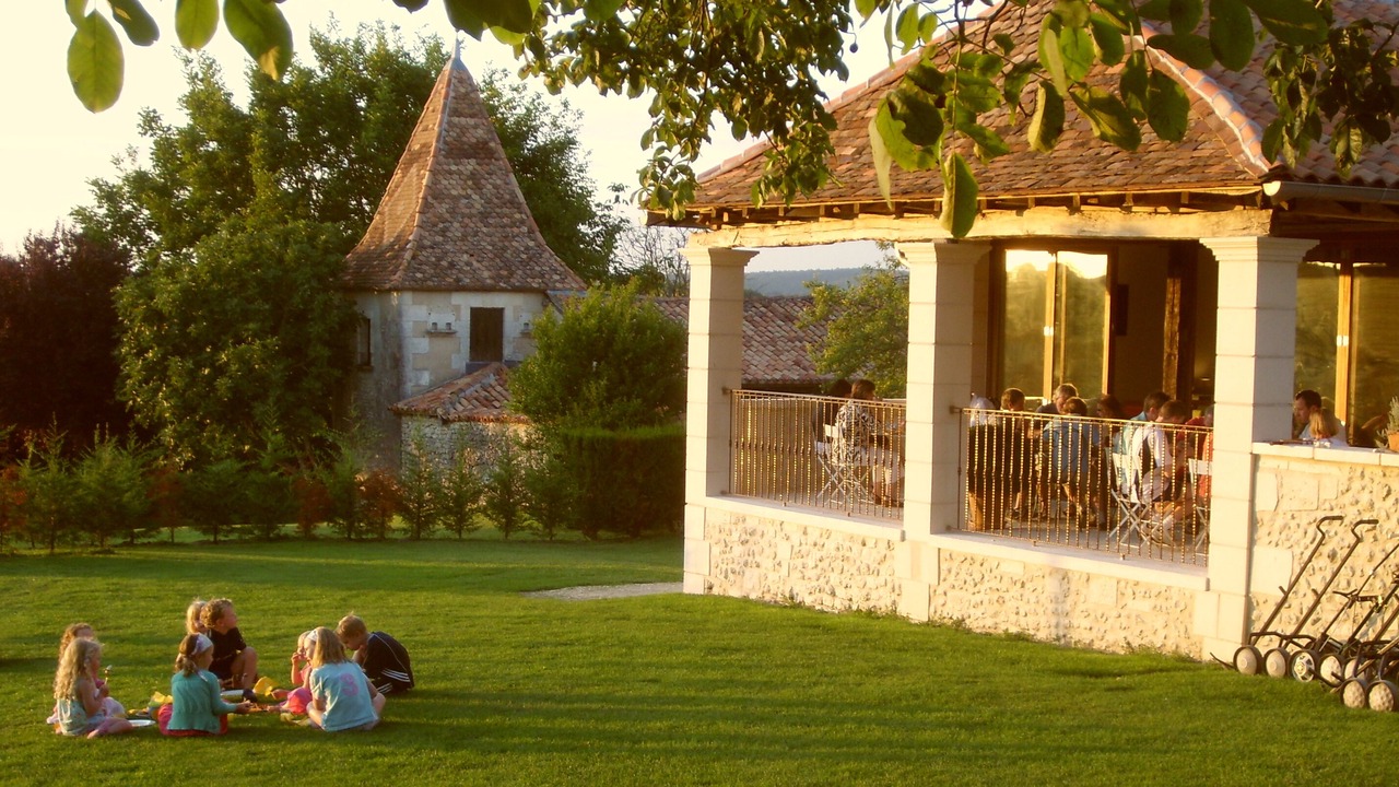 Photo of Others in Pillac