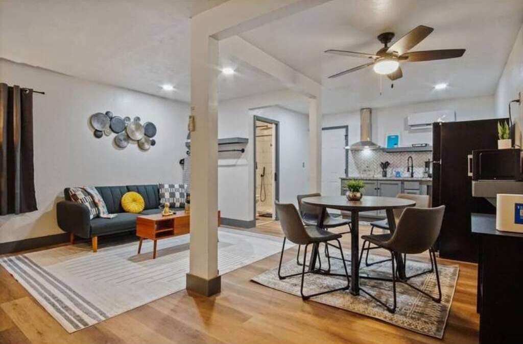Photo of Livingroom in Oklahoma City