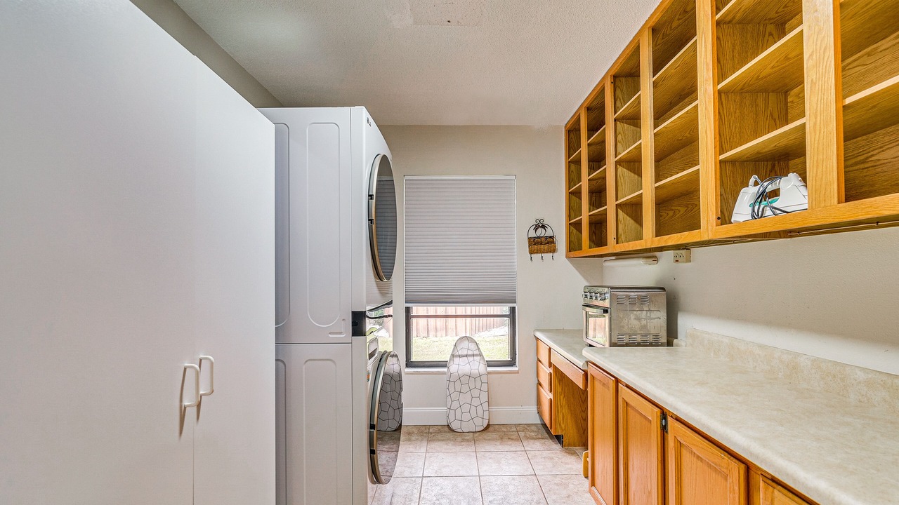 Photo of Kitchen in Yalaha