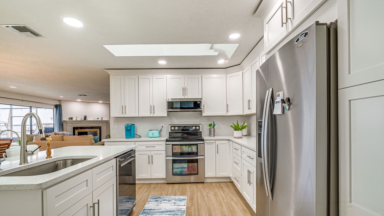 Photo of Kitchen in Yalaha