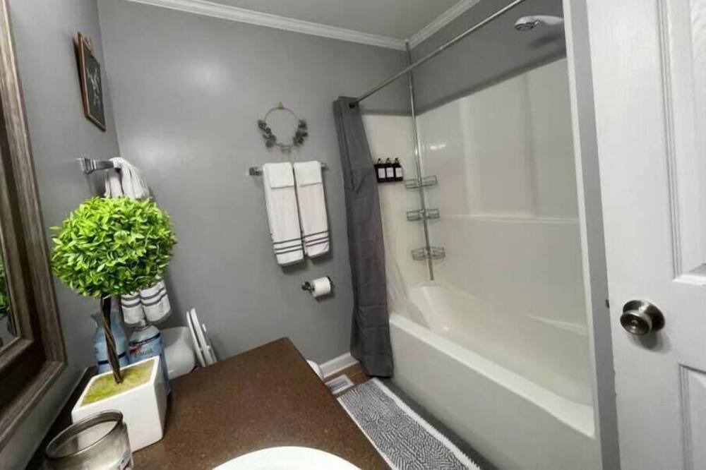 Photo of Bathroom in Stephens