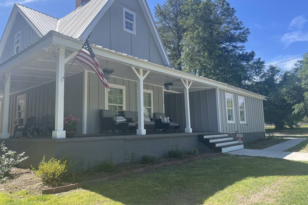 Photo of Outdoor in Oliver