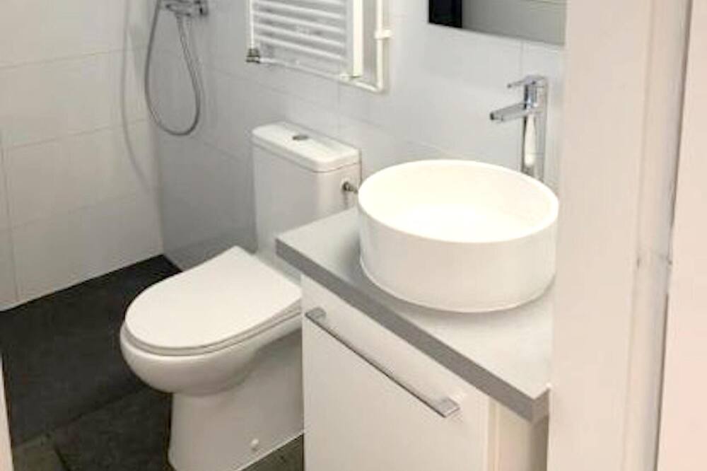 Photo of Bathroom in La Courneuve