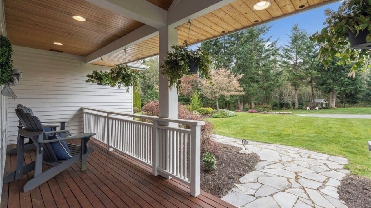 Photo of Patio Balcony in Camano Island